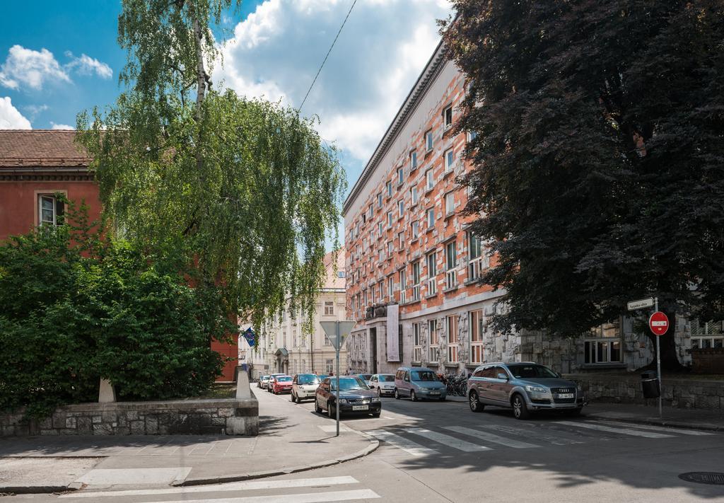 Apartments Vega Ljubljana Eksteriør billede