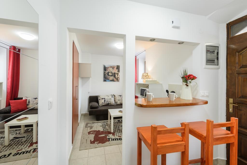 Apartments Vega Ljubljana Eksteriør billede