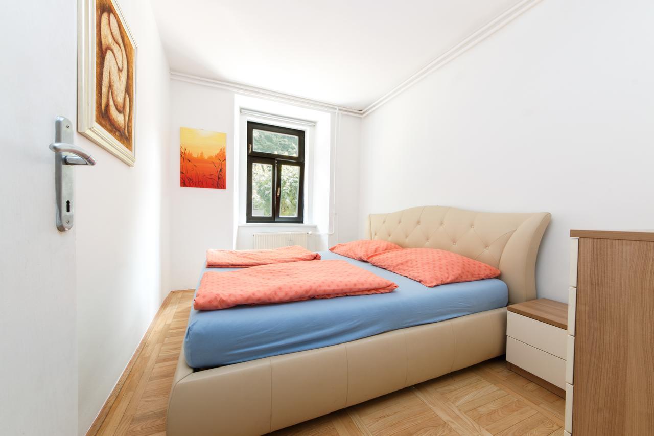 Apartments Vega Ljubljana Eksteriør billede